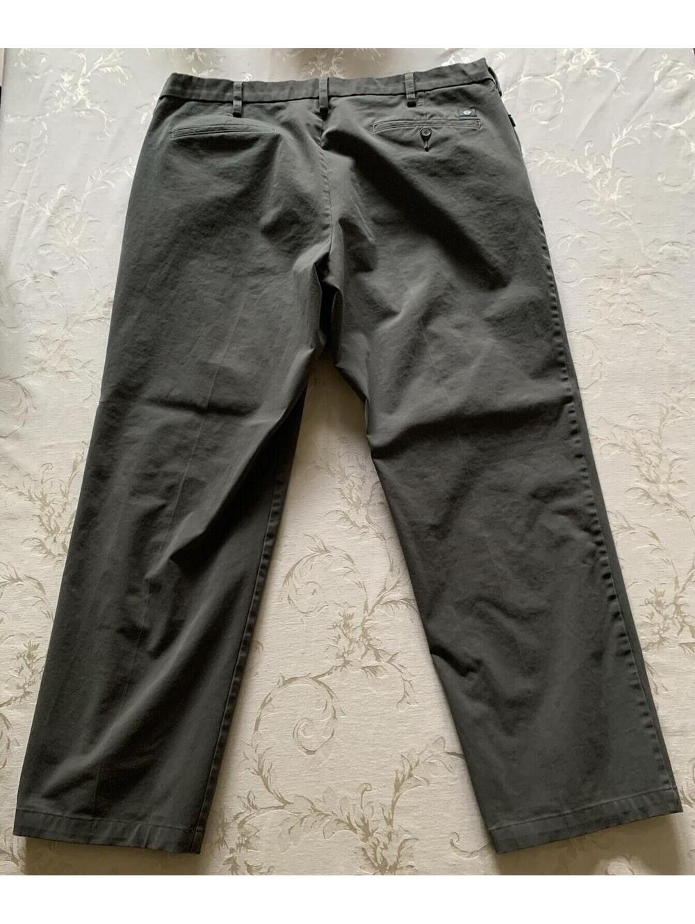 Men’s Dockers 40 x 32 dark gray casual pants